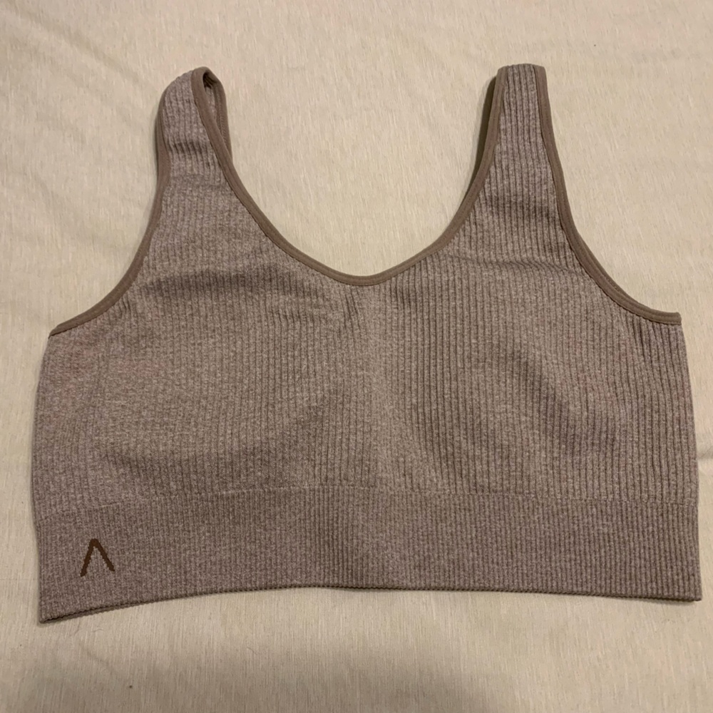 Seamless Ribbed Tan Sports Bra